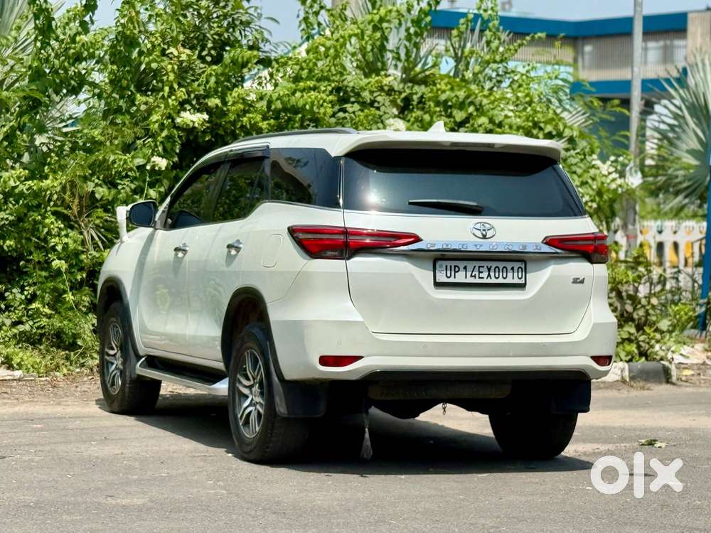 Toyota Fortuner 4x2 At 2.8 Diesel, 2021, Diesel