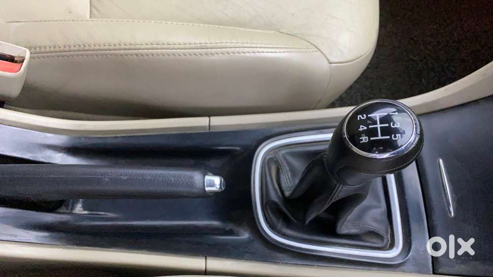 Maruti Suzuki Ciaz 1.5 Alpha Shvs Petrol, 2018, Petrol