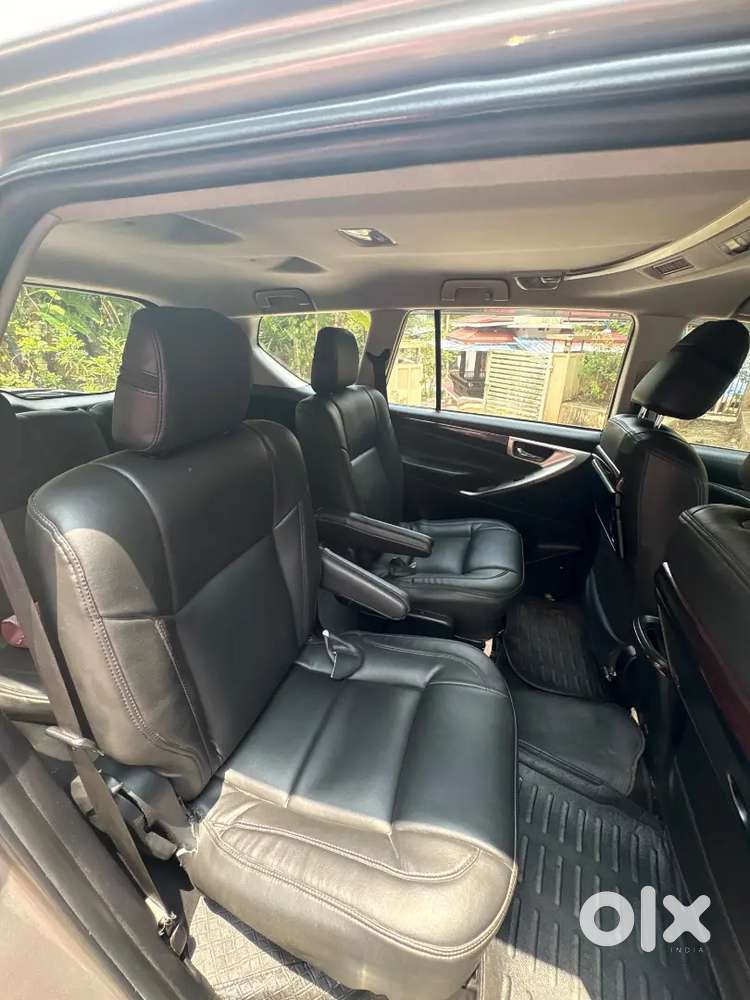 Toyota Innova Crysta 2019 Diesel 94000 Km Driven