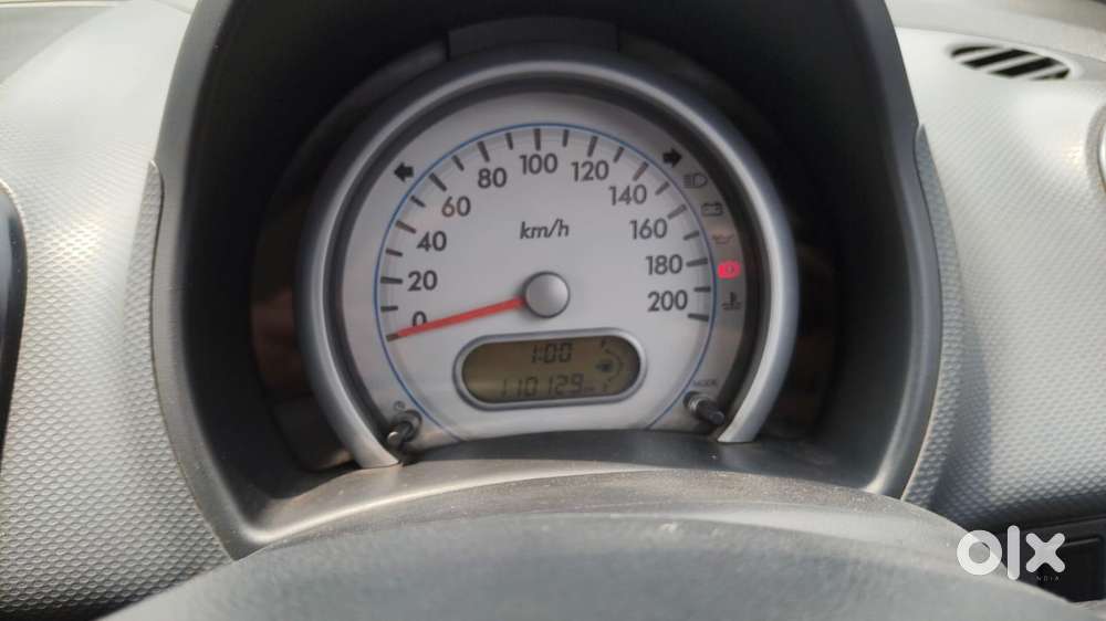 Maruti Suzuki Ritz Lxi, 2012, Petrol