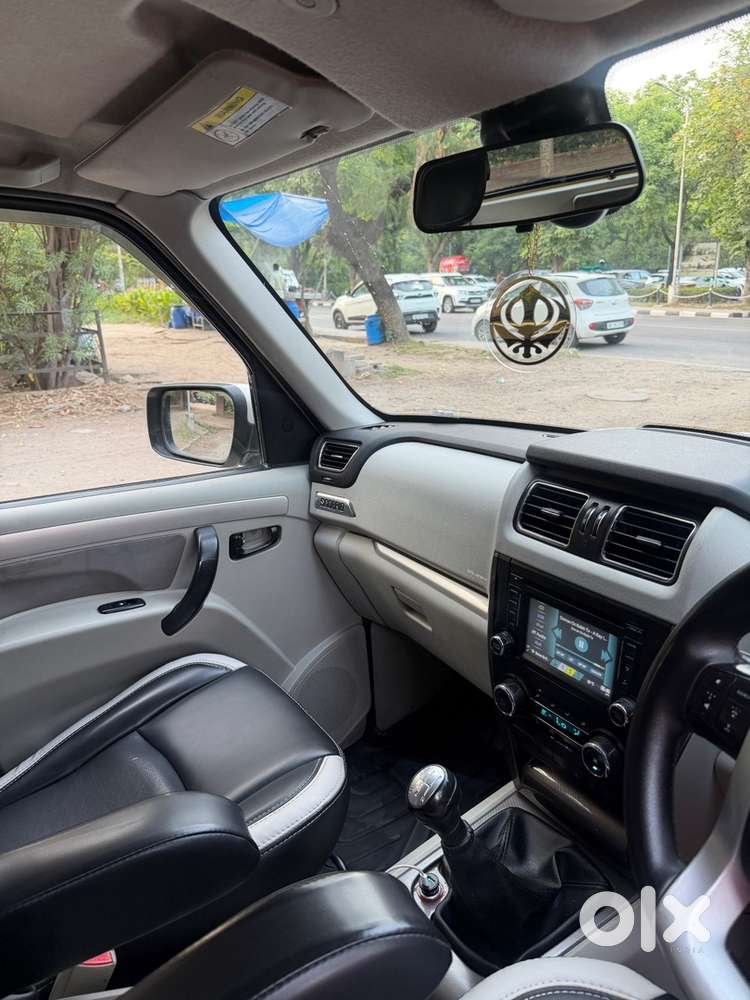 Mahindra Scorpio Diesel 2016