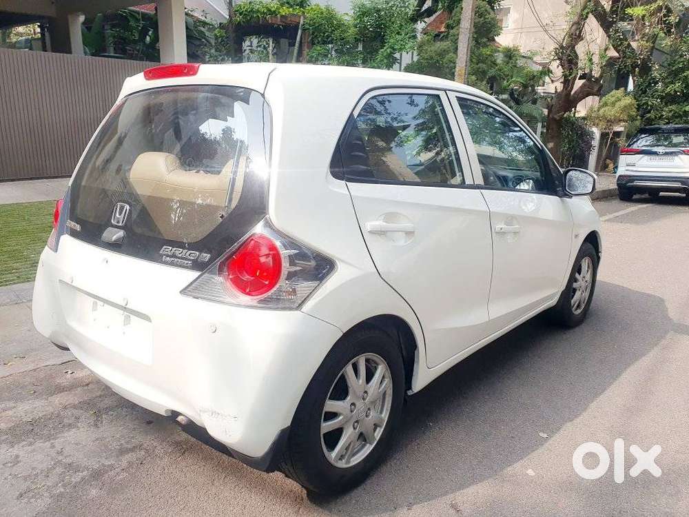 Honda Brio 2011-2013 V Mt, 2012, Petrol