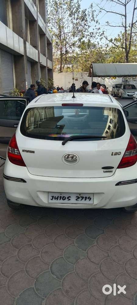 Hyundai I20 , 72285km, 2,50,000