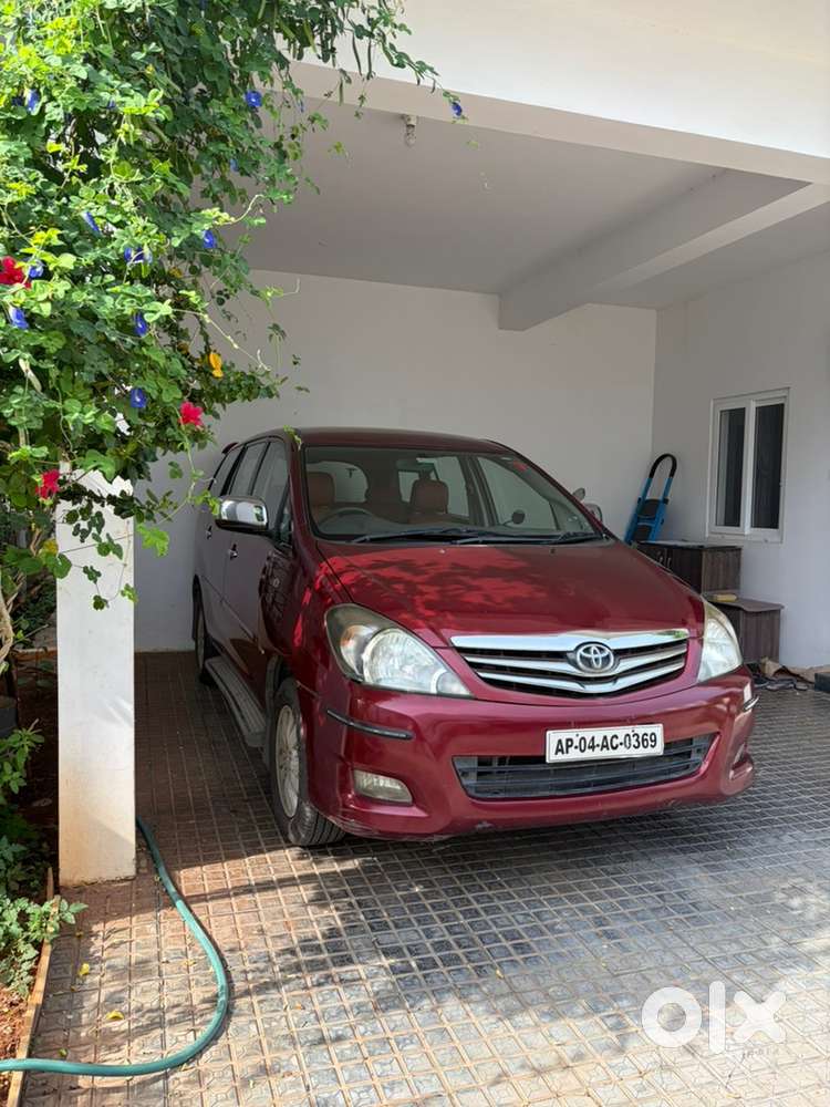 2010 Toyota Innova  Toyota Serviced  1.55l Km  Fc Till 2030