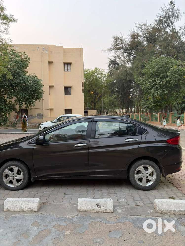 Honda City 2016 V With Custom Interior