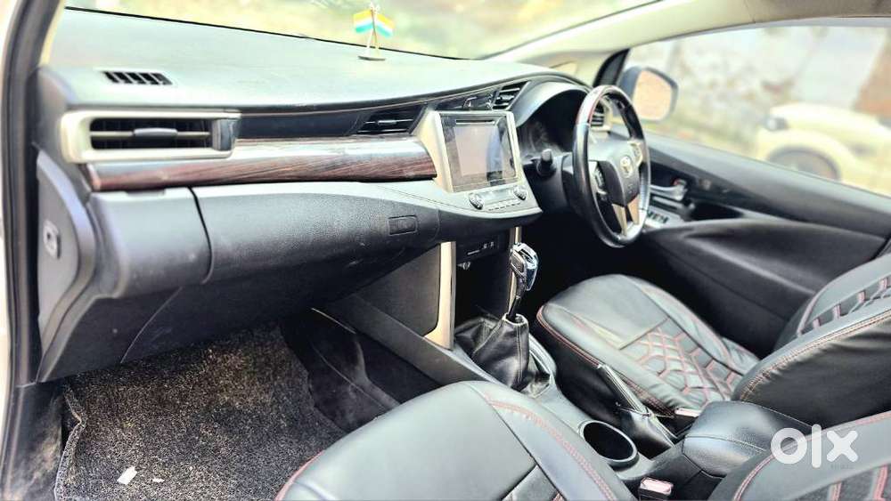 Toyota Innova Crysta 2.4 V, 2017, Diesel