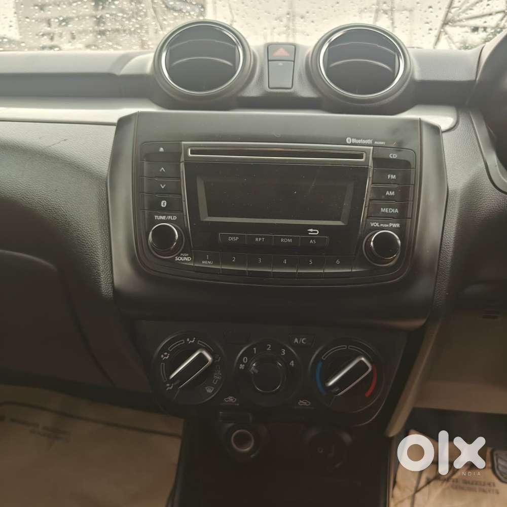 Maruti Suzuki Swift Vxi Ags, 2019, Petrol