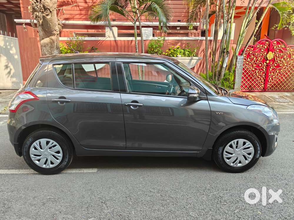 Maruti Suzuki Swift 1.2 Vxi (o), 2016, Petrol