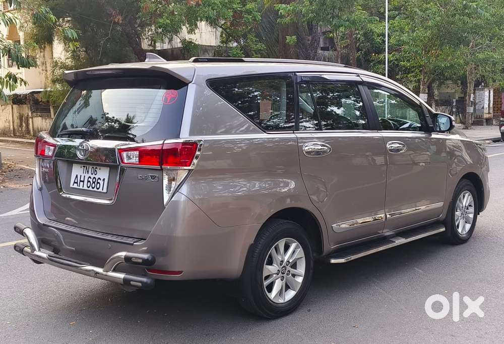 Toyota Innova Crysta 2.4 Vx Mt 8s, 2016, Diesel