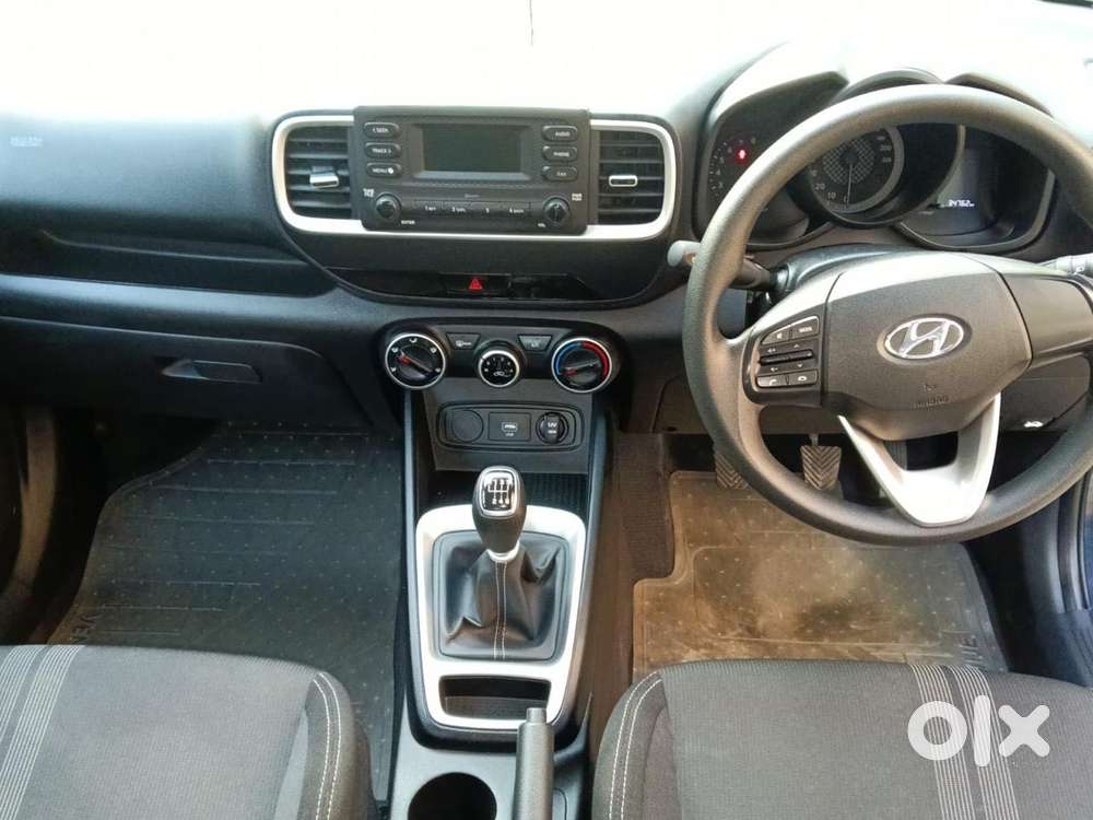 Hyundai Venue S Turbo, 2019, Petrol