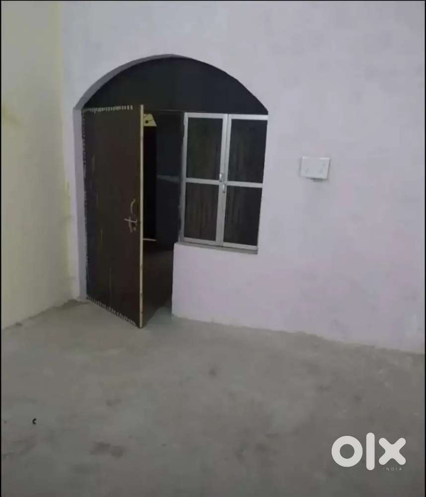 Single room 2000/- rs me 5000/- family 2 room 1 kitchen 1 haal - For ...