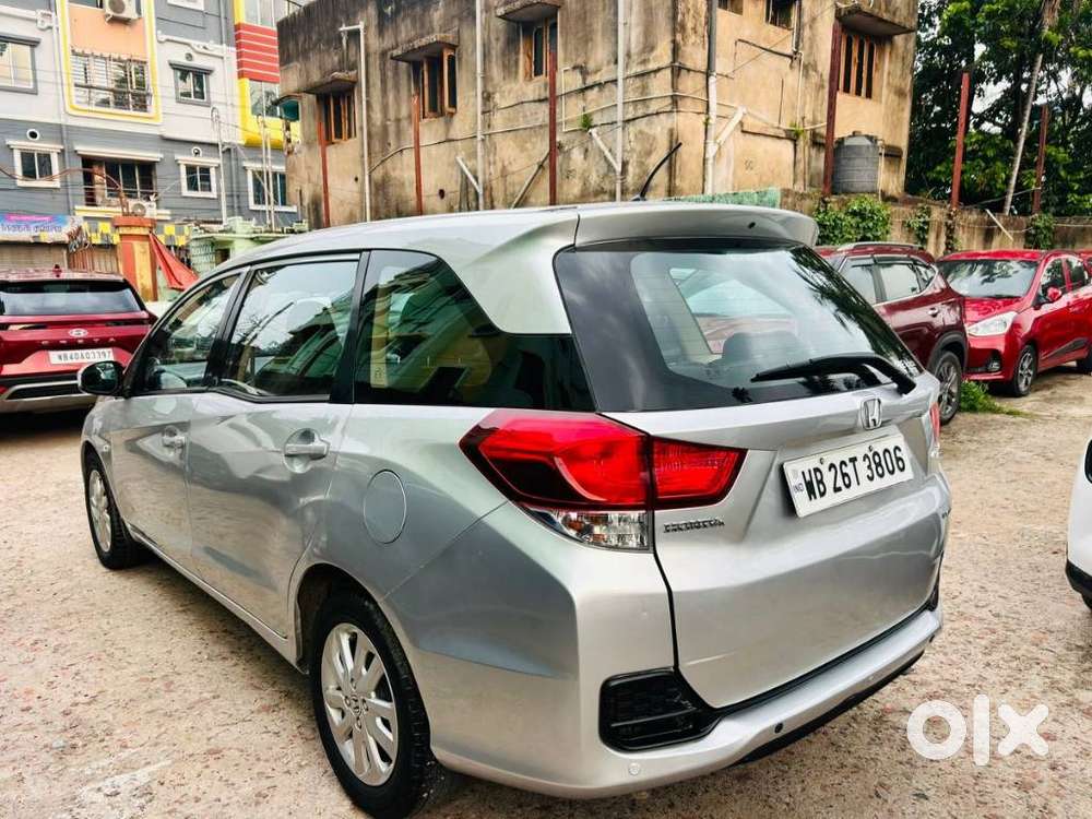 Honda Mobilio 1.5 E I-vtec Mt, 2015, Petrol