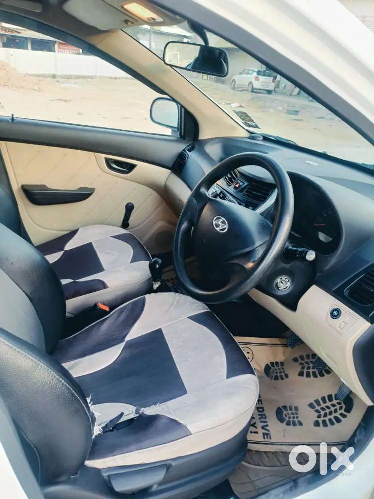 Hyundai Eon 2012 Cng & Petrol 81000 Km Drive