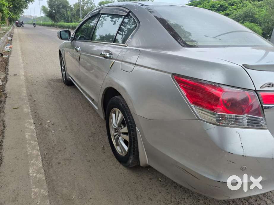 Honda Accord 2.4 Automatic, 2011, Cng & Hybrids