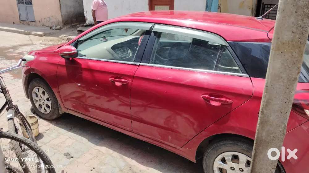 Hyundai I20 2018 Cng & Hybrids 92300 Km Driven