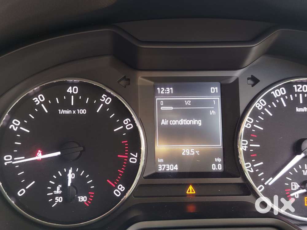 Skoda Octavia 2013-2017 Ambition 1.8 Tsi At, 2015, Petrol