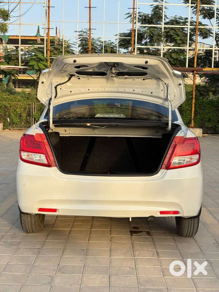 Maruti Suzuki Swift Dzire Vxi(o) Mt, 2022, Petrol