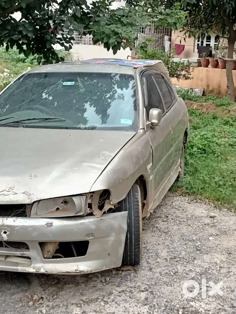 Mitsubishi Lancer 2.0 Lxd 2004