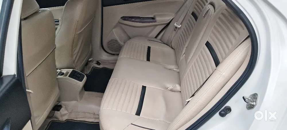 Maruti Suzuki Dzire Vxi 2022