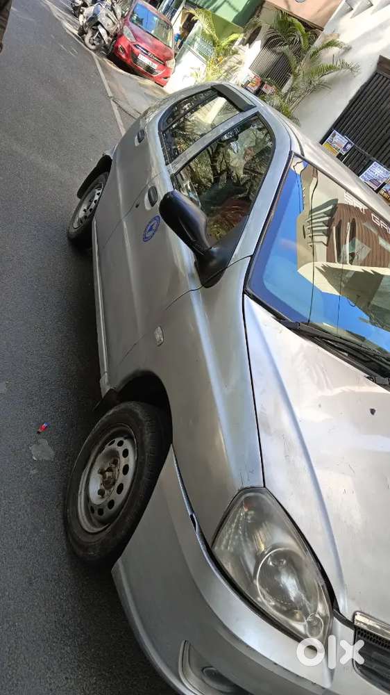 Tata Indigo V Series 2011