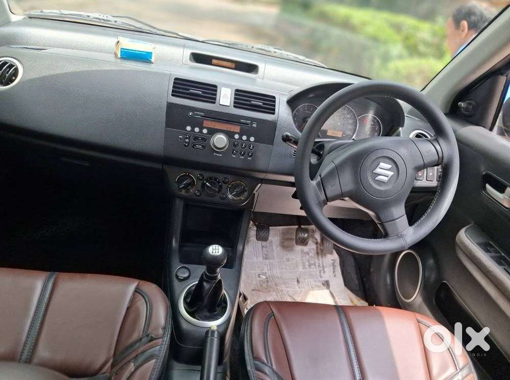 Maruti Suzuki Swift Dzire 1.2 Vxi Bsiv, 2011, Petrol