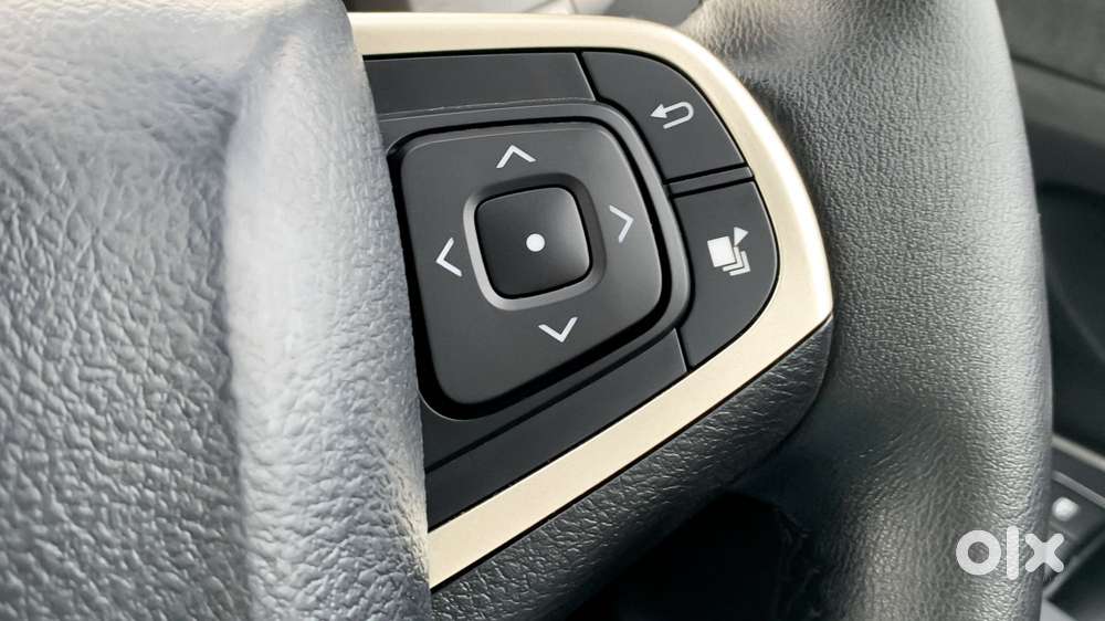 Toyota Innova Crysta 2.4 Gx Mt, 2018, Diesel