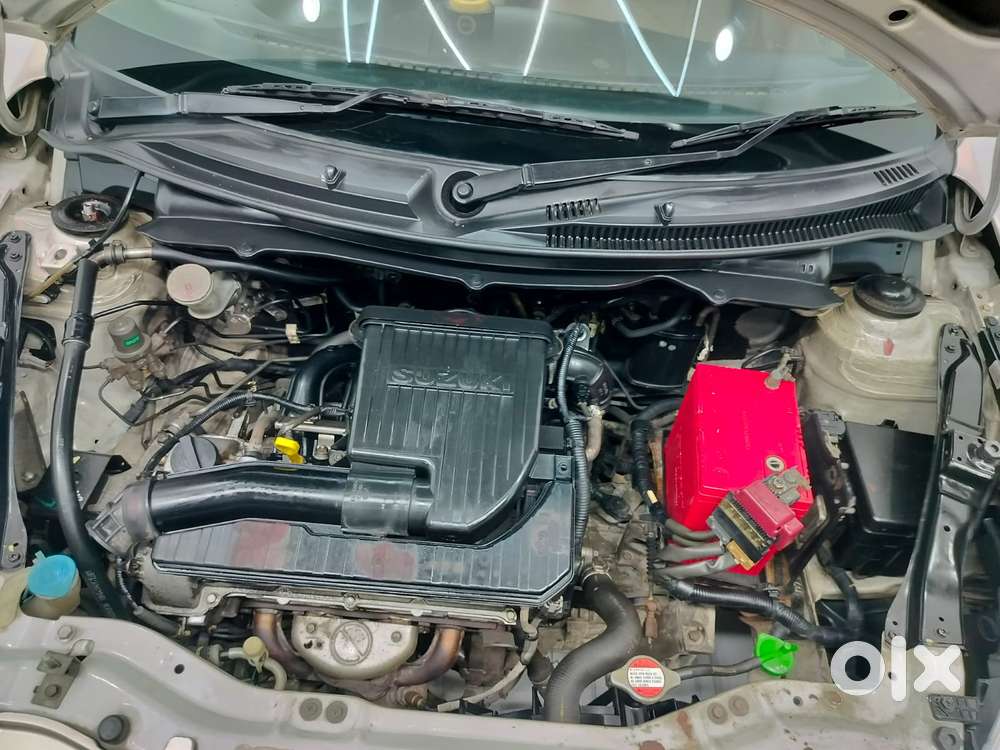 Maruti Suzuki Swift Dzire 1.2 Vxi Bsiv, 2015, Petrol