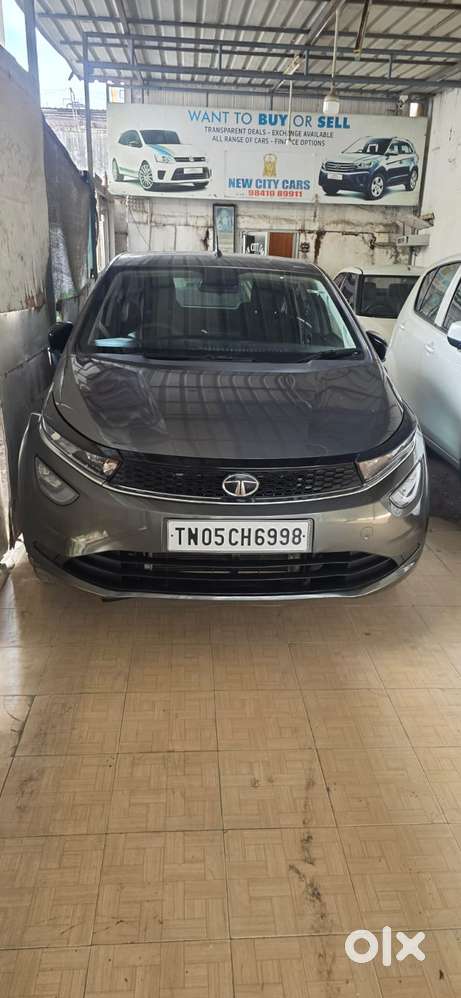 Tata Altroz, 2022, Petrol