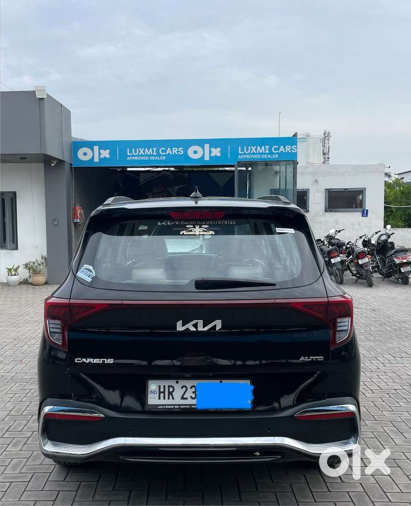 Kia Carens Luxury (o)1.5 Diesel At 7 Str, 2023, Diesel