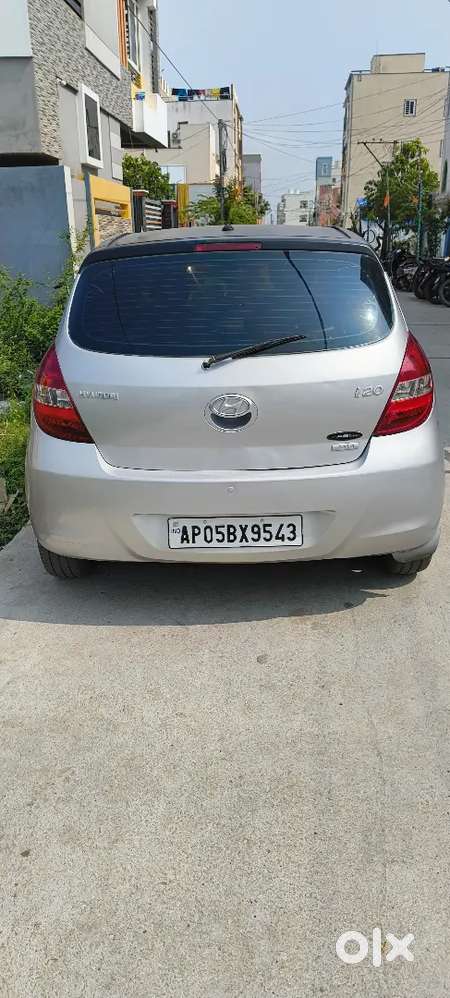 Hyundai I20 Asta Manual 2011
