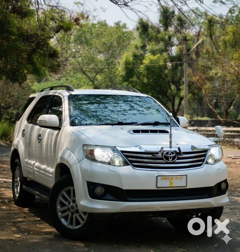 Toyota Fortuner 4x2 At 2.8 Diesel, 2013, Diesel