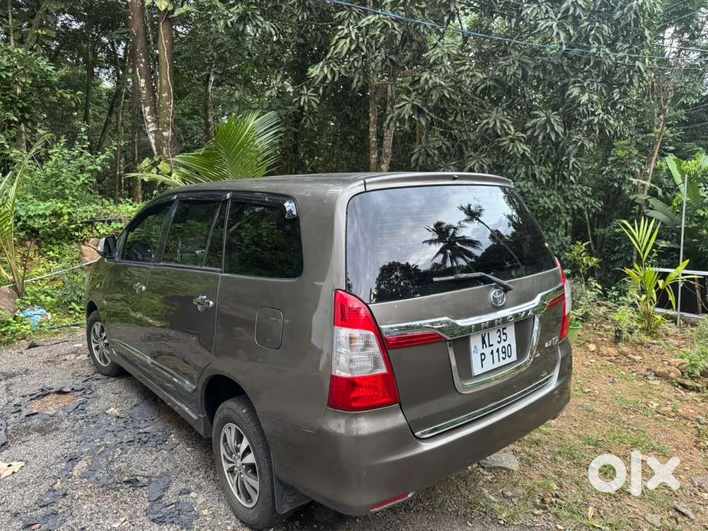 Toyota Innova  V 2015 Diesel