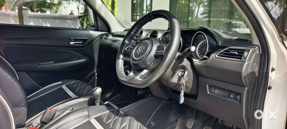 Maruti Suzuki Swift Vxi + Manual, 2021, Petrol