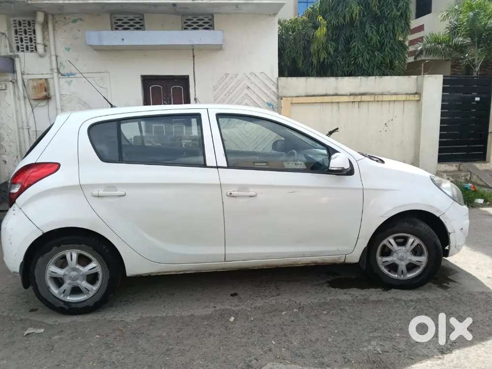 Hyundai I20 Sportz 2011 Diesel Manual