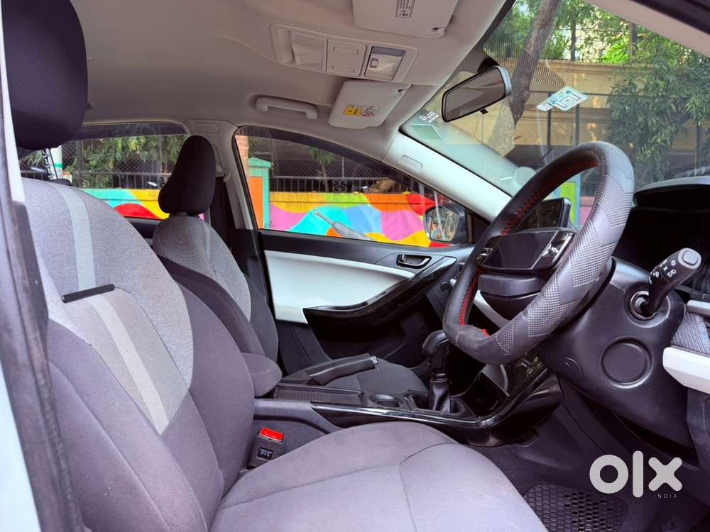 Tata Nexon Cng Creative 2026