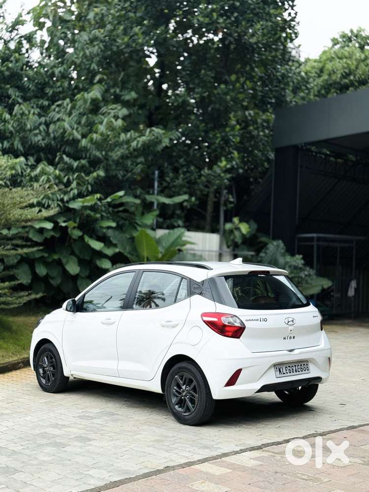 Hyundai Grand I10 Nios Amt Sportz, 2019, Petrol