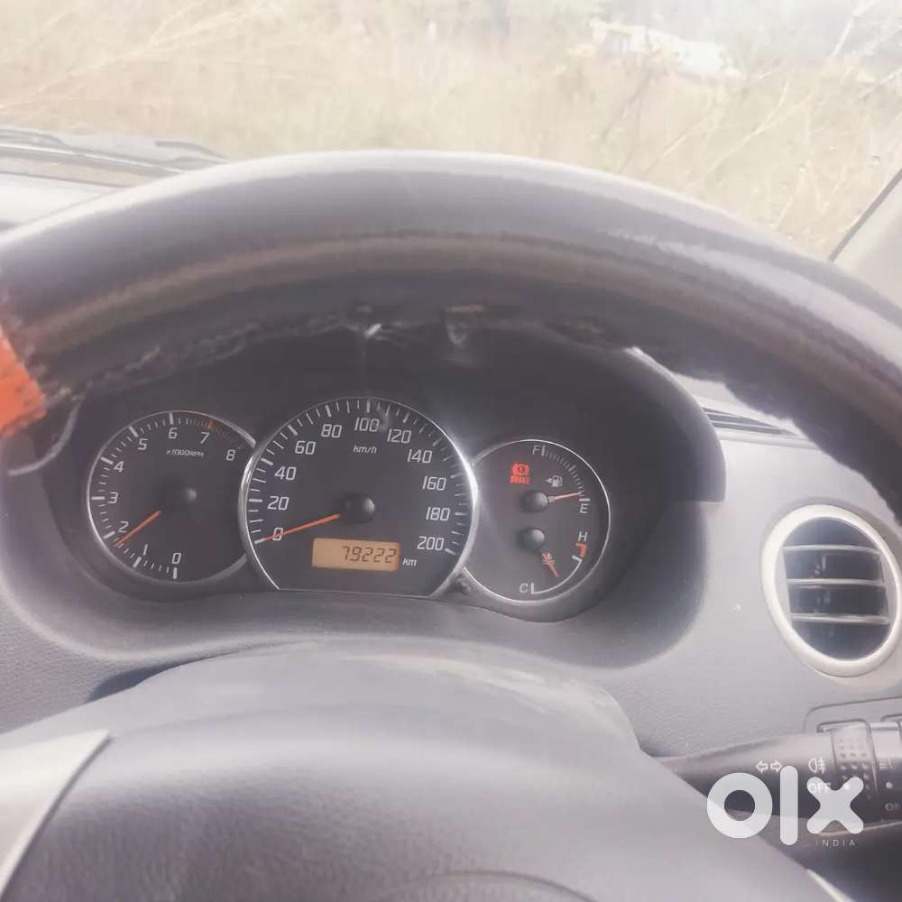Maruti Suzuki Swift 2011 Petrol 79800 Km Driven