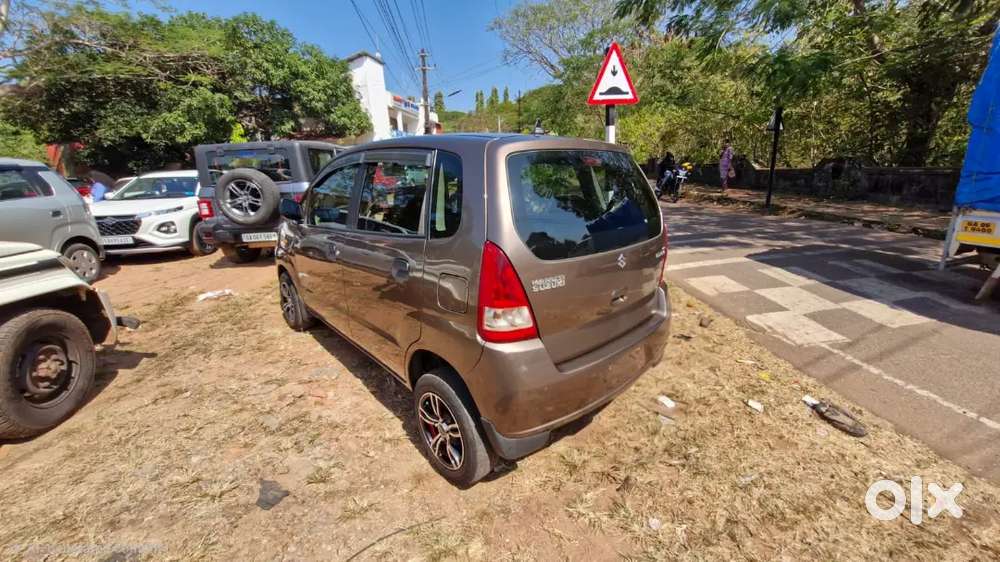 Maruti Suzuki Zen Estilo 2011