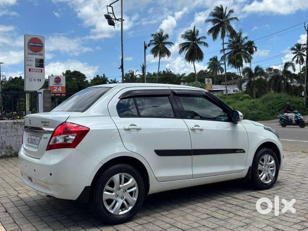 Maruti Suzuki Dzire 1.2 Zxi, 2012, Petrol