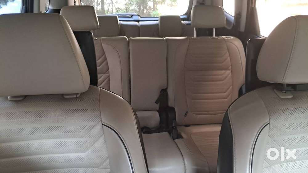 Kia Carens Luxury Fully Loaded Petrol Well Maintained