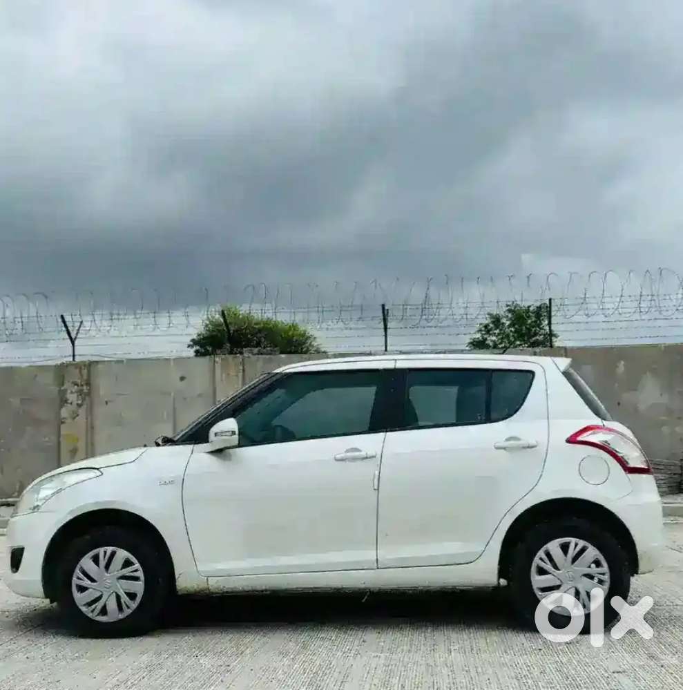 Maruti Suzuki Swift Zdi 2012 Diesel (white)