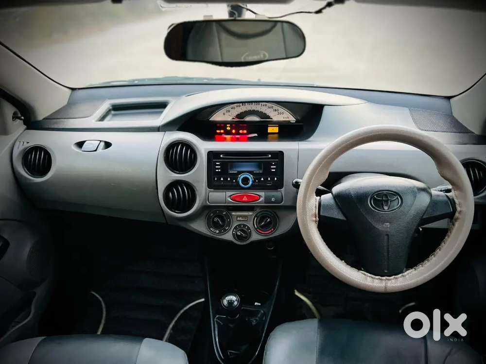 Toyota Etios 2011 Petrol Well Maintained