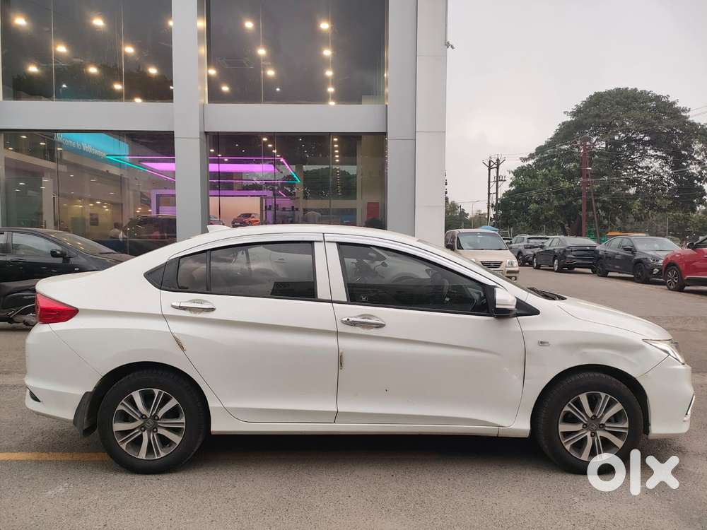 Honda City I-vtec V, 2019, Petrol
