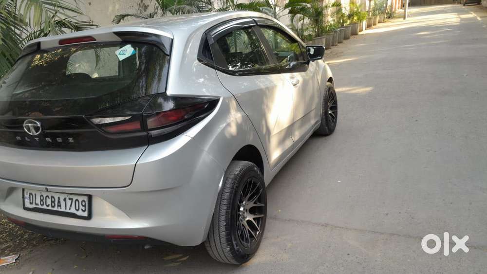 Tata Altroz 1.2 Xm Plus, 2020, Petrol