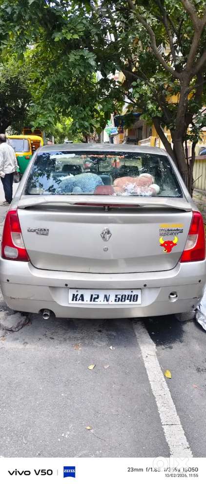 Mahindra Logan Petrol 2008