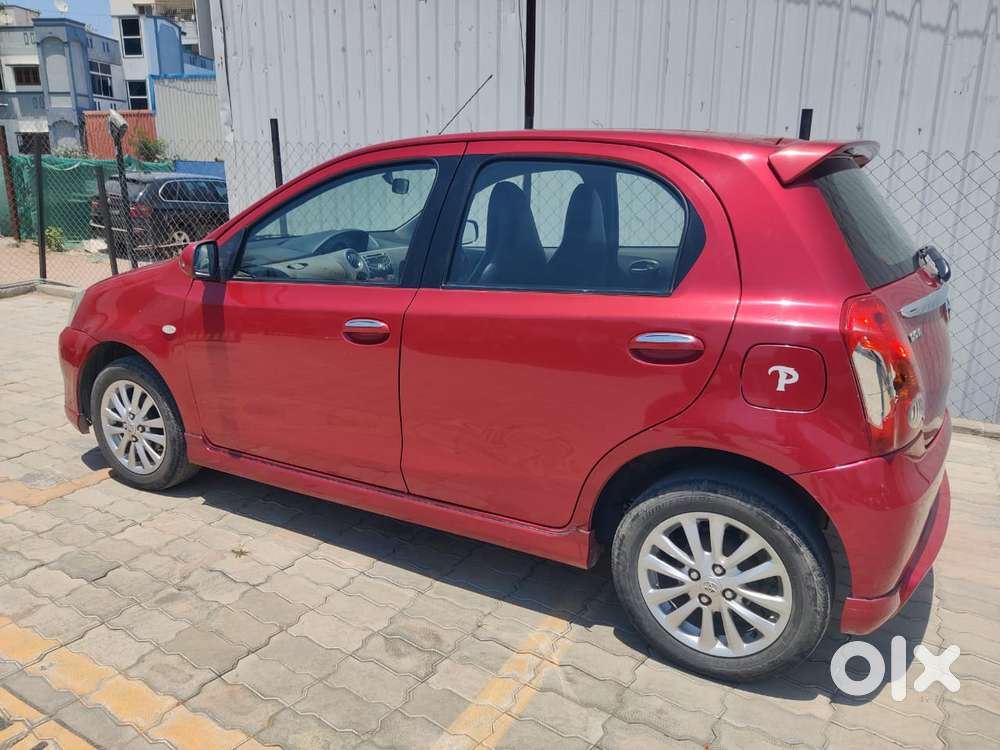 Toyota Etios Liva, 2011, Petrol