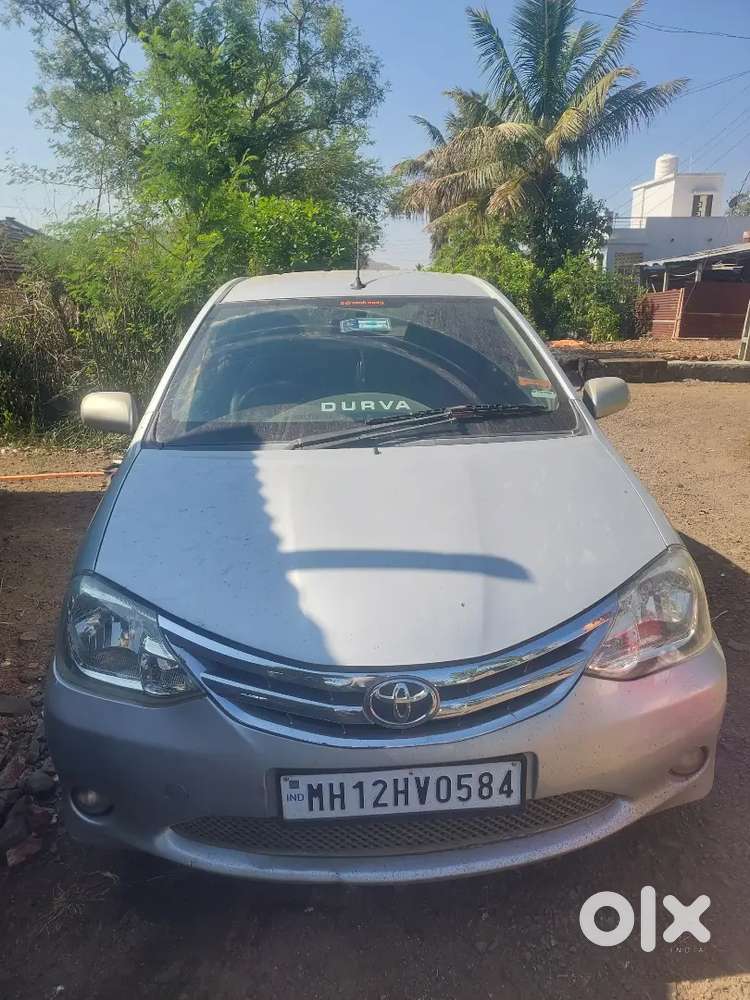 Toyota Etios Liva 2012
