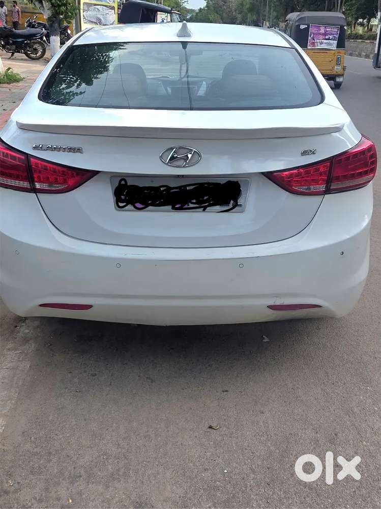 Hyundai Elantra Crdi 2014