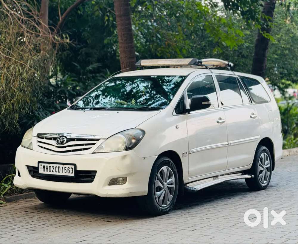 Toyota Innova 2.5 G 8 Seater 2011