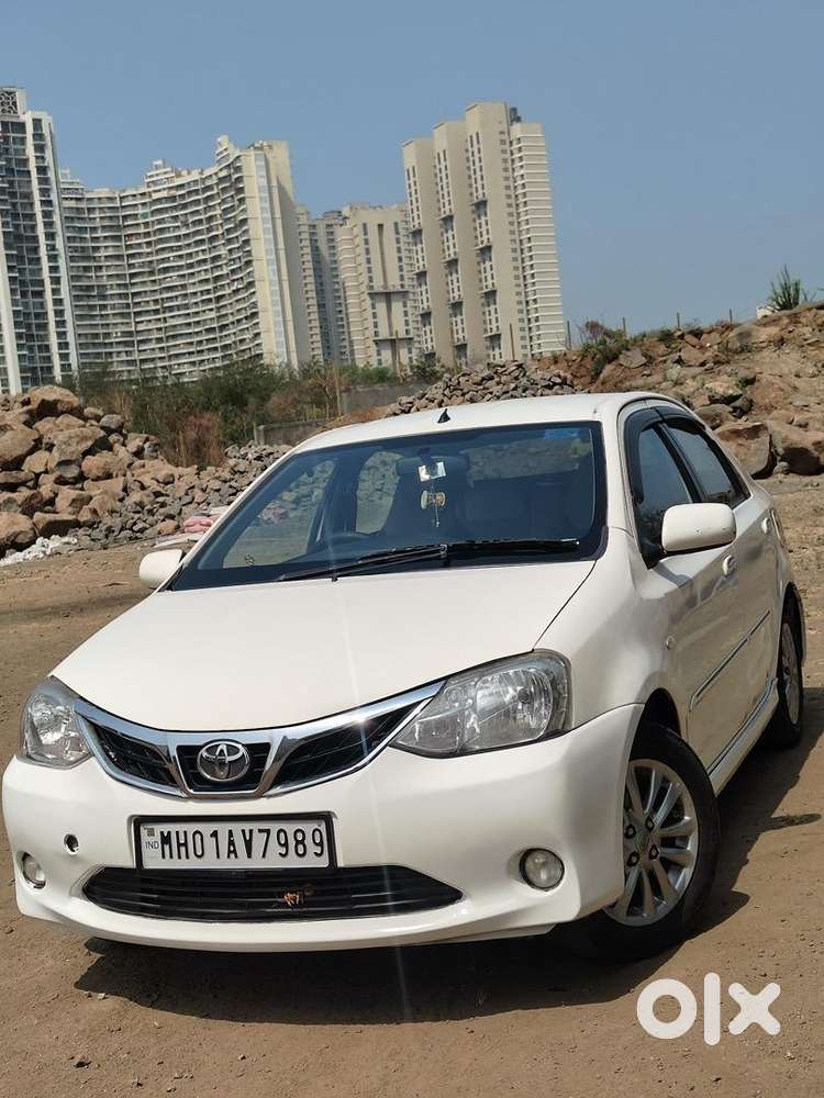 Toyota Etios 2011 Cng & Hybrids Well Maintained